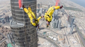 Soul Flyers base-jump from worlds tallest building – in Dubai