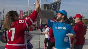 Most high-fives given in one location in Ontario, Canada