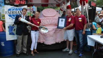 Worlds largest Scoop of Ice Cream served in USA 